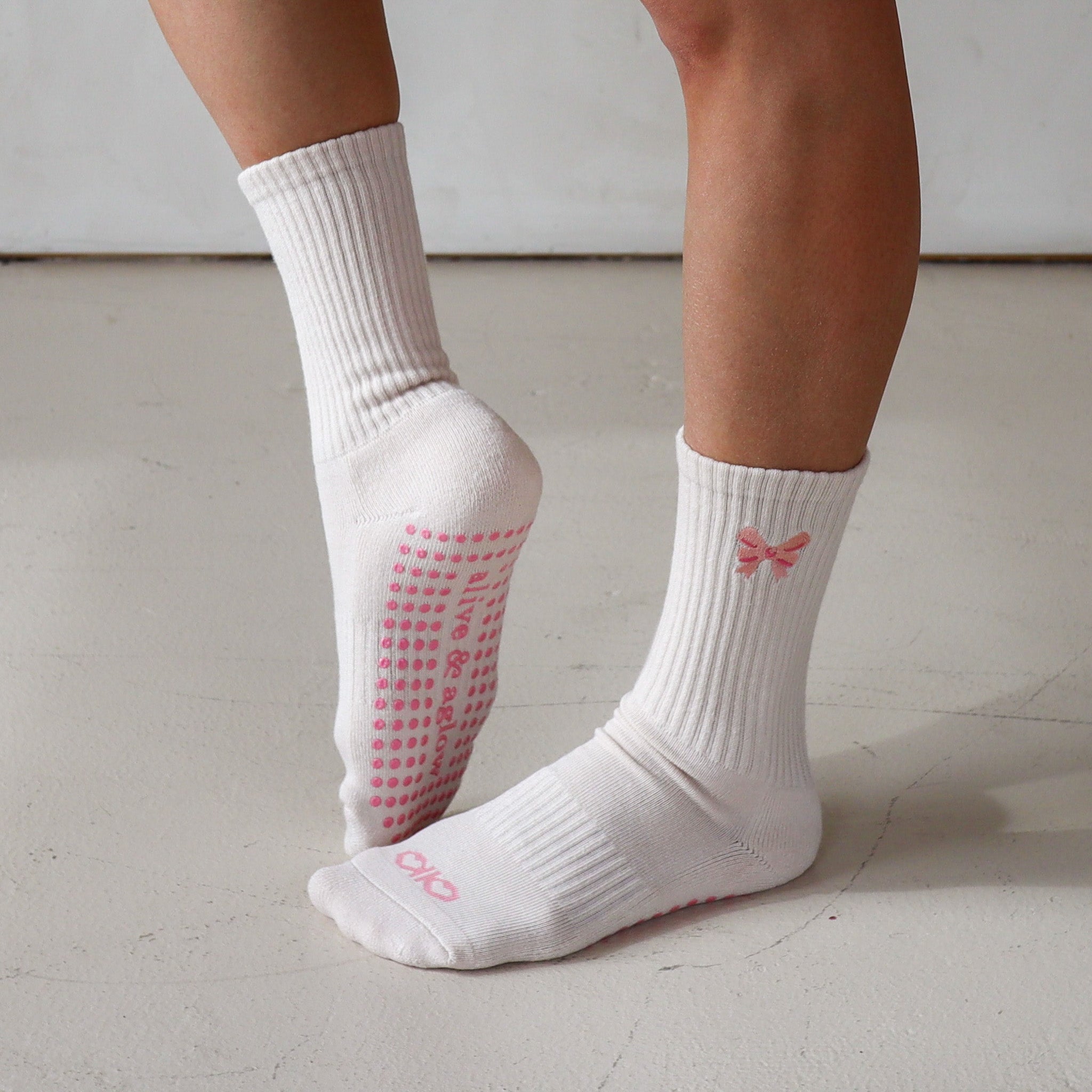Pink Bow Beige Grip Socks